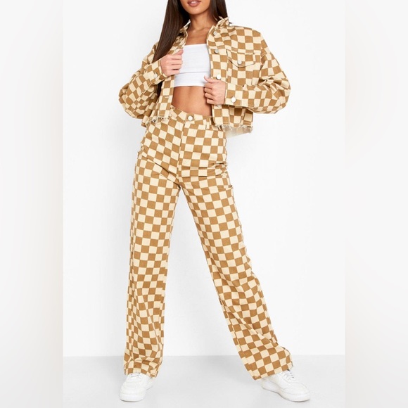 NWT - BOOHOO TALL CHECKERBOARD PRINTED BOYFRIEND JEANS SIZE 6/M - Picture 14 of 15